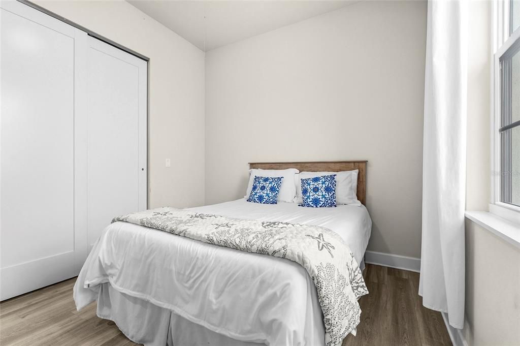 For Sale: $1,250,000 (3 beds, 2 baths, 1793 Square Feet)