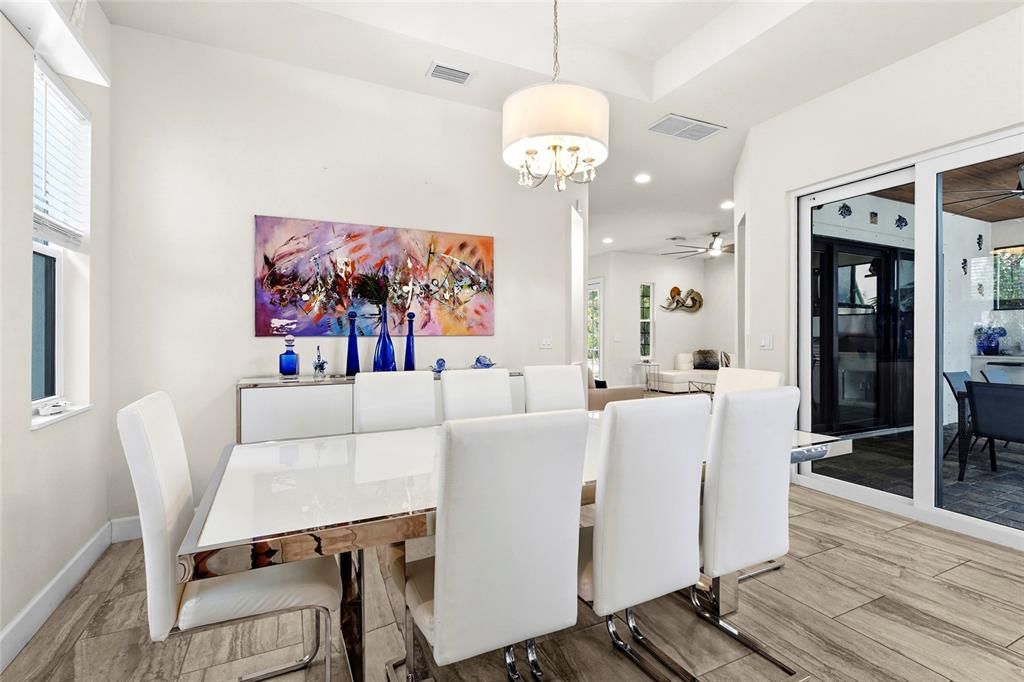 For Sale: $1,250,000 (3 beds, 2 baths, 1793 Square Feet)
