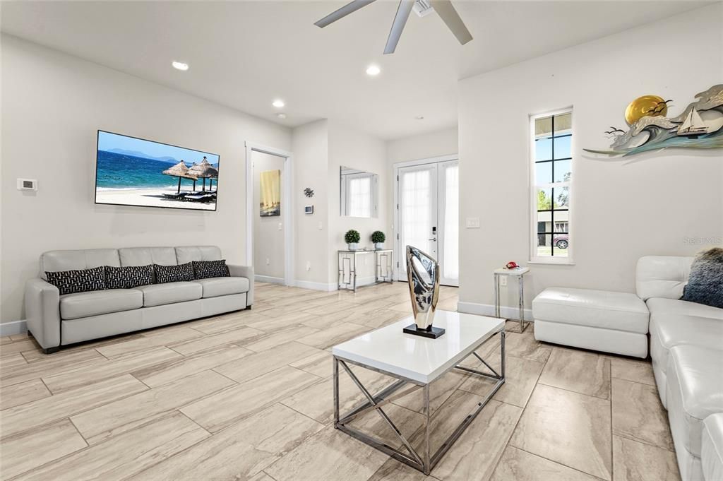For Sale: $1,250,000 (3 beds, 2 baths, 1793 Square Feet)