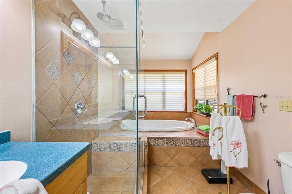 For Sale: $1,295,000 (3 beds, 2 baths, 2973 Square Feet)