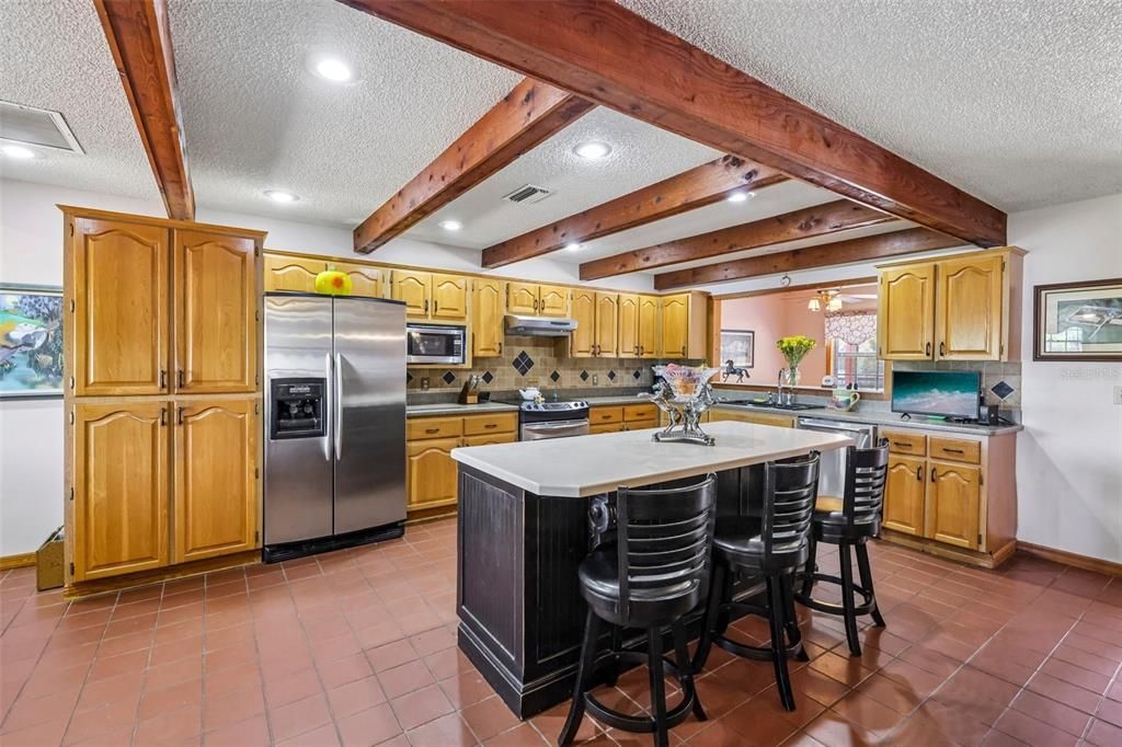 For Sale: $1,295,000 (3 beds, 2 baths, 2973 Square Feet)