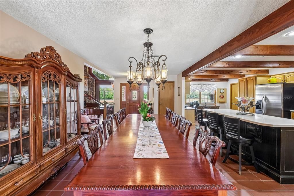 For Sale: $1,295,000 (3 beds, 2 baths, 2973 Square Feet)