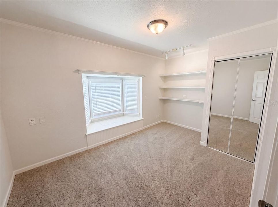 Activo con contrato: $231,000 (3 camas, 2 baños, 1457 Pies cuadrados)