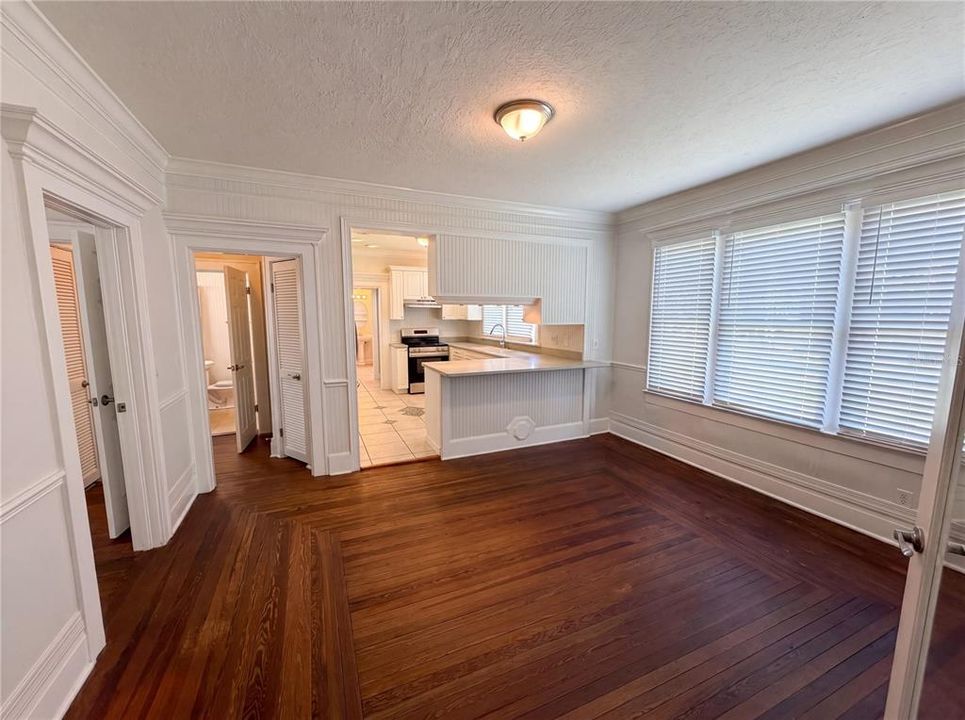 Activo con contrato: $231,000 (3 camas, 2 baños, 1457 Pies cuadrados)