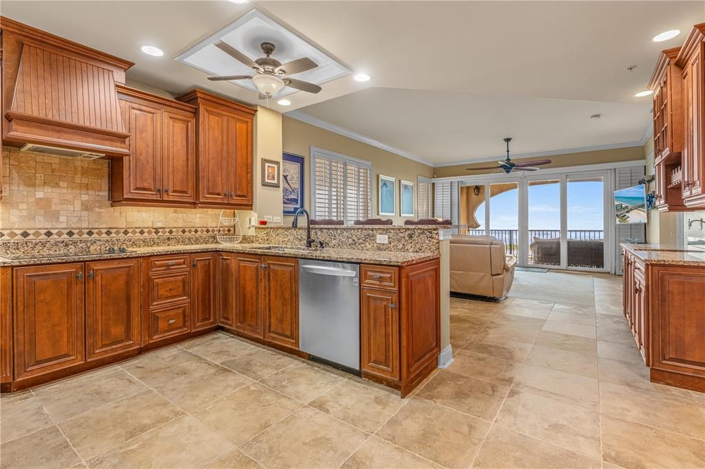 En Venta: $865,000 (3 camas, 3 baños, 1919 Pies cuadrados)