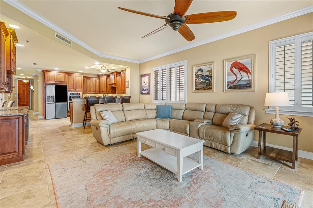 En Venta: $865,000 (3 camas, 3 baños, 1919 Pies cuadrados)
