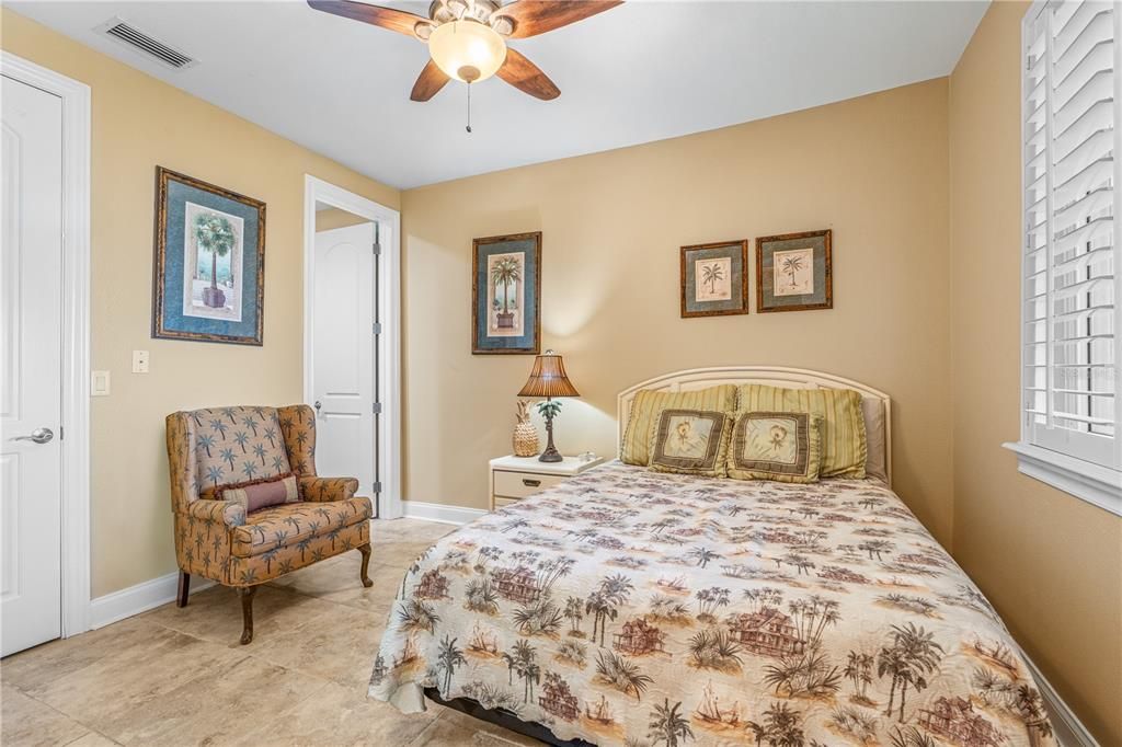 En Venta: $865,000 (3 camas, 3 baños, 1919 Pies cuadrados)