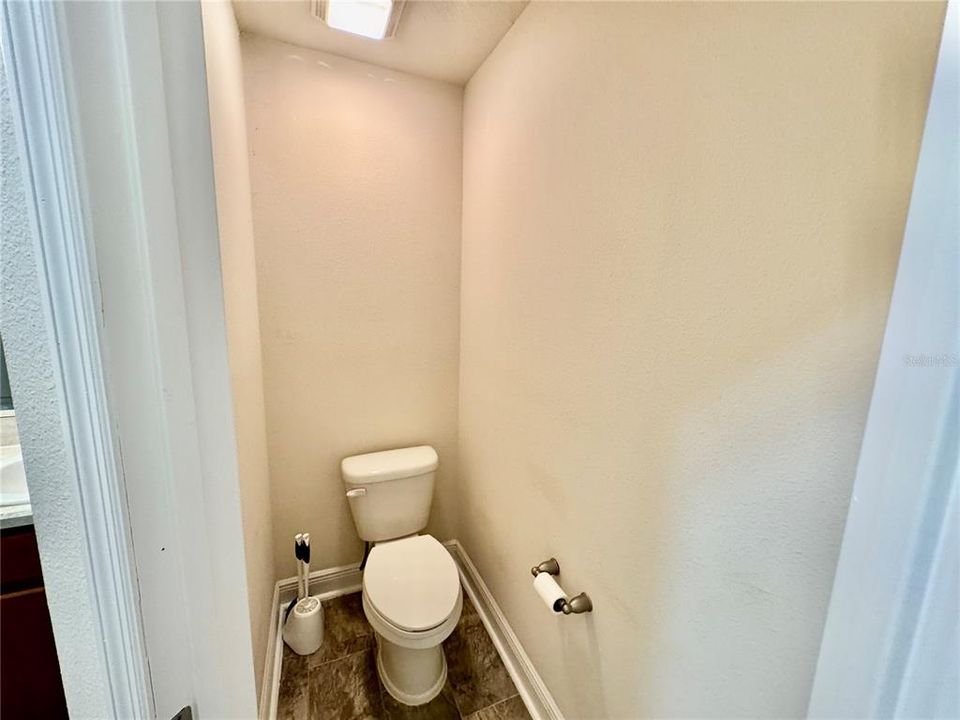 For Sale: $324,900 (4 beds, 2 baths, 1845 Square Feet)