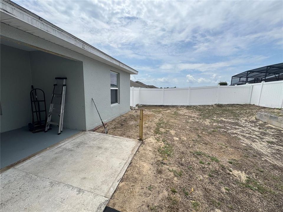 For Sale: $324,900 (4 beds, 2 baths, 1845 Square Feet)