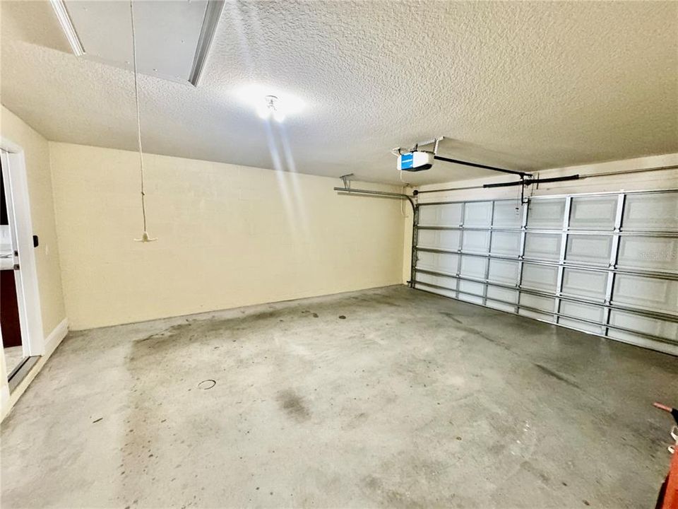 For Sale: $324,900 (4 beds, 2 baths, 1845 Square Feet)