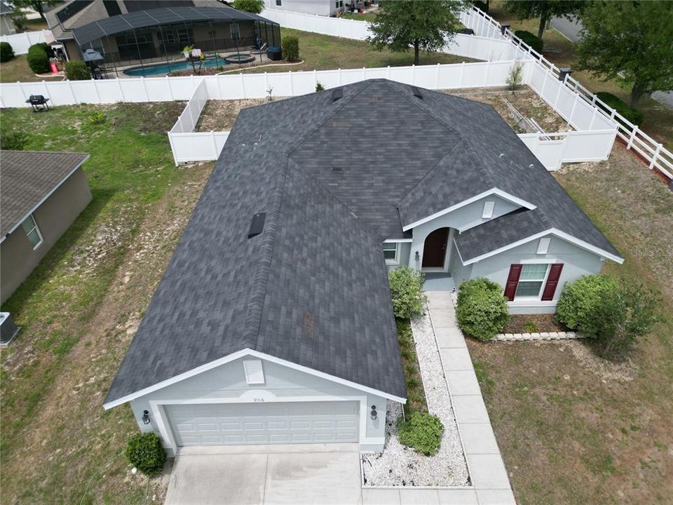 For Sale: $324,900 (4 beds, 2 baths, 1845 Square Feet)