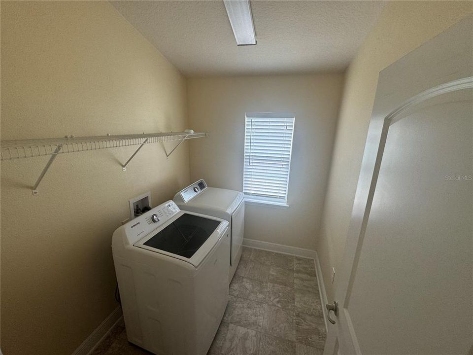 For Sale: $324,900 (4 beds, 2 baths, 1845 Square Feet)