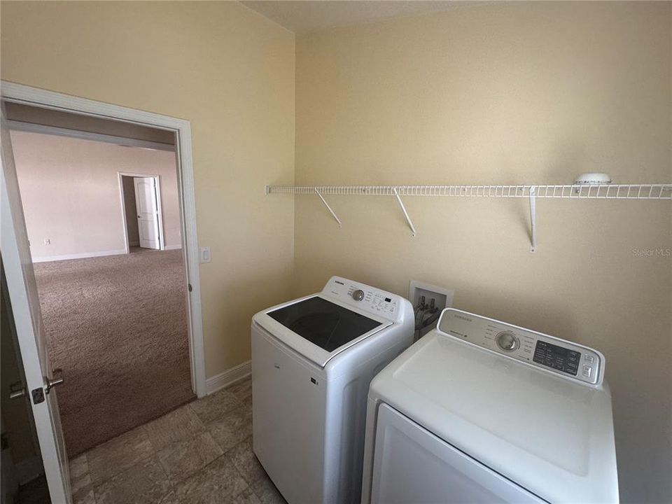 For Sale: $324,900 (4 beds, 2 baths, 1845 Square Feet)
