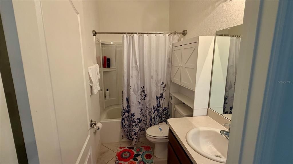 En Venta: $367,000 (4 camas, 2 baños, 2752 Pies cuadrados)