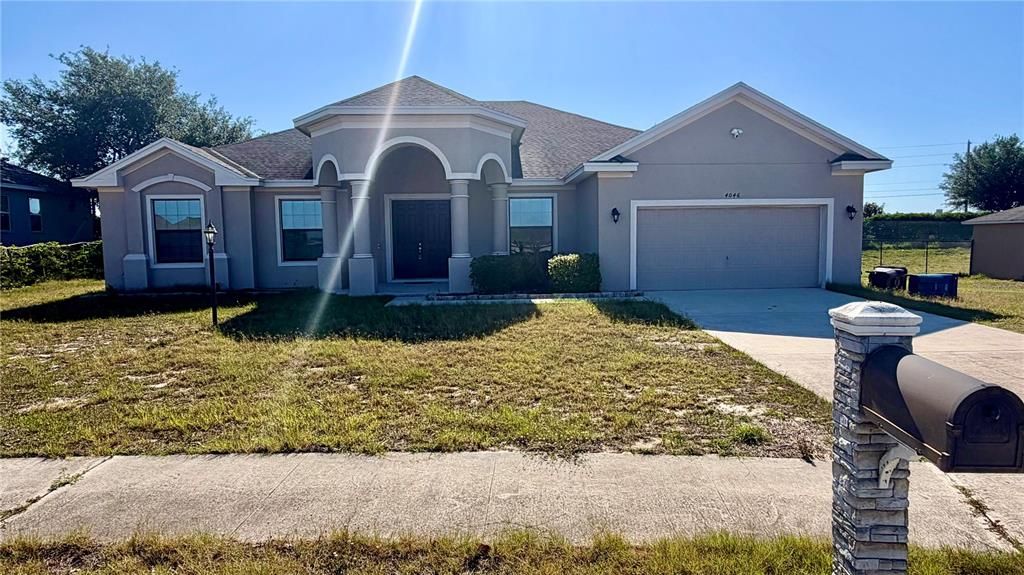 En Venta: $367,000 (4 camas, 2 baños, 2752 Pies cuadrados)