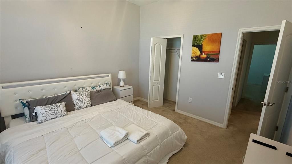 En Venta: $367,000 (4 camas, 2 baños, 2752 Pies cuadrados)
