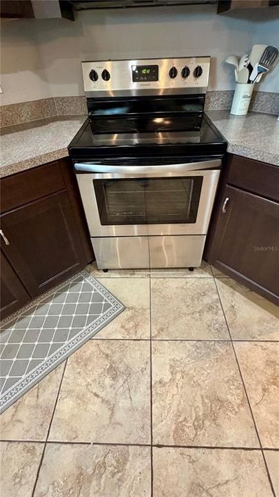 En Venta: $367,000 (4 camas, 2 baños, 2752 Pies cuadrados)