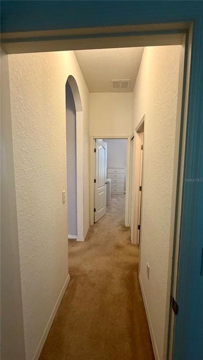 En Venta: $367,000 (4 camas, 2 baños, 2752 Pies cuadrados)