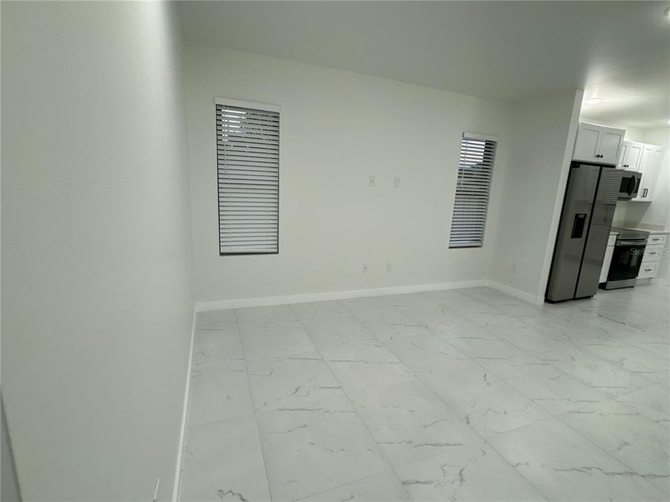 For Rent: $2,600 (4 beds, 2 baths, 1367 Square Feet)