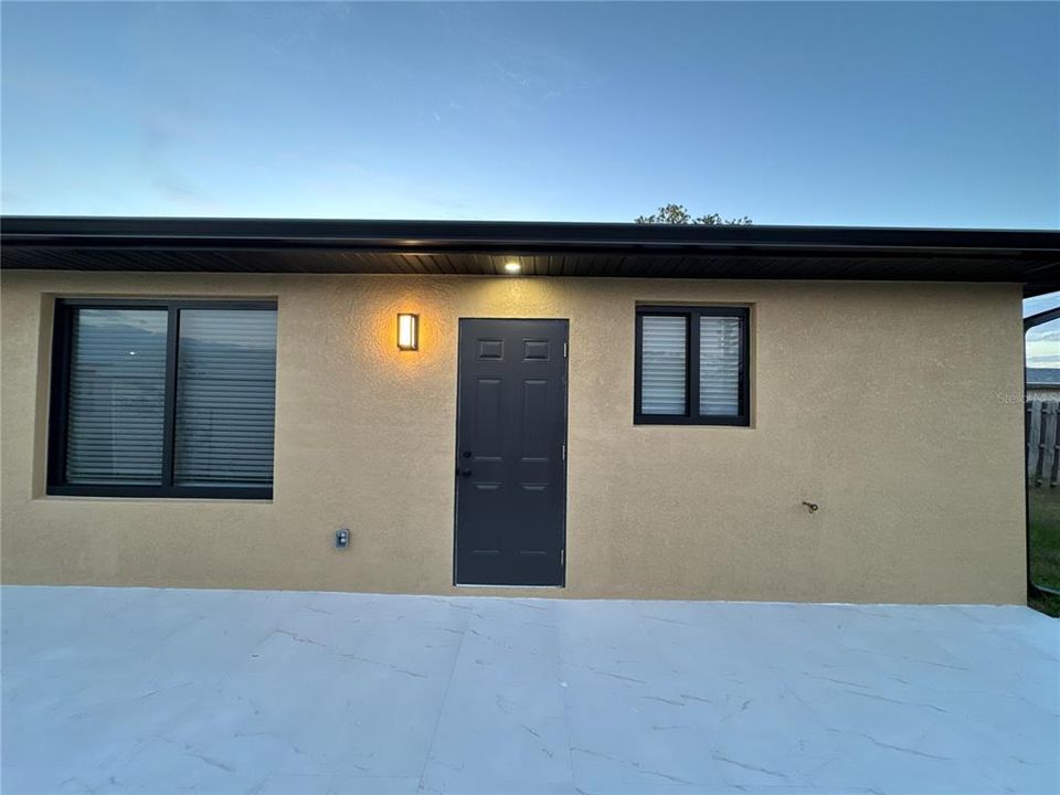 For Rent: $2,600 (4 beds, 2 baths, 1367 Square Feet)