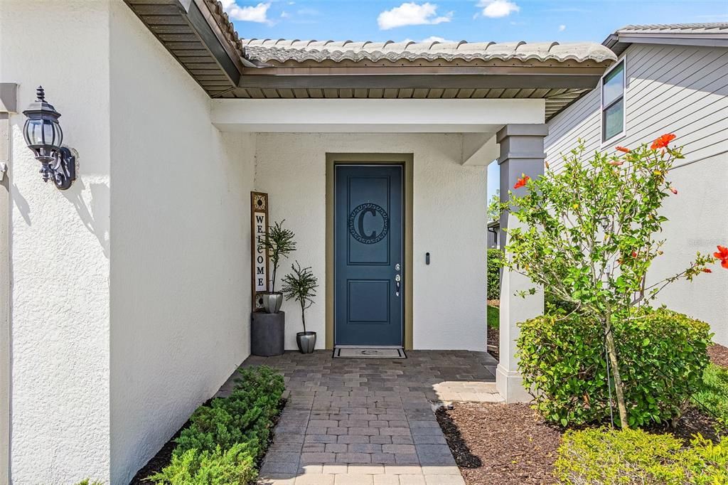 For Sale: $449,900 (3 beds, 2 baths, 1566 Square Feet)