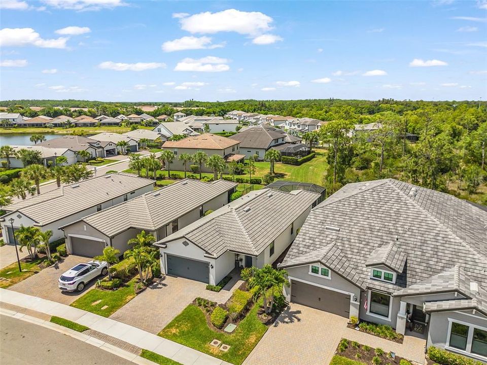 For Sale: $449,900 (3 beds, 2 baths, 1566 Square Feet)