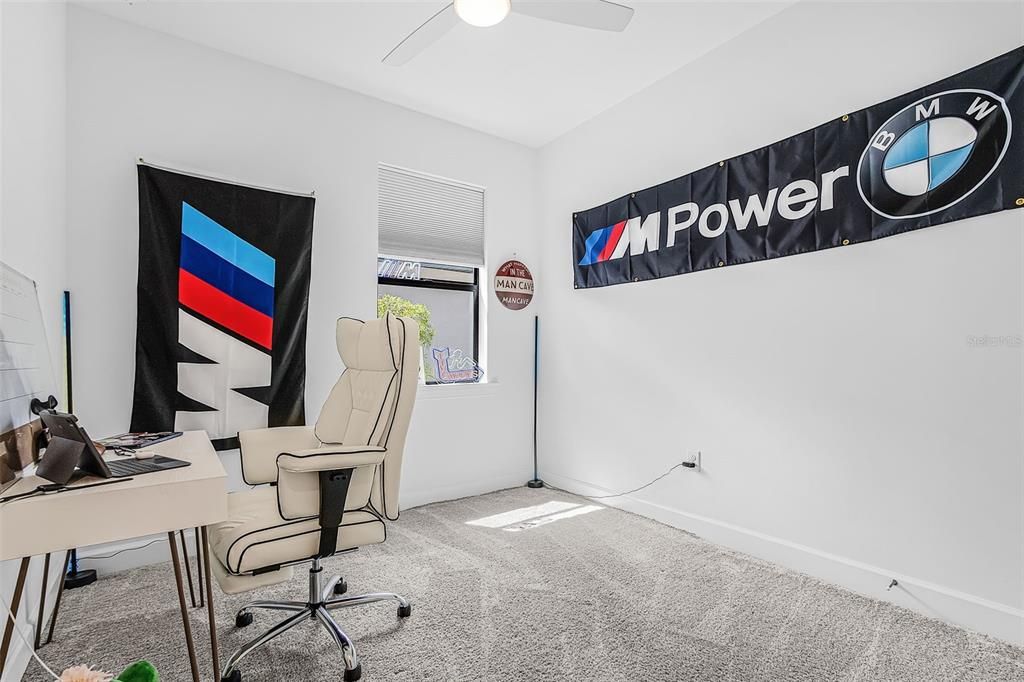 For Sale: $449,900 (3 beds, 2 baths, 1566 Square Feet)