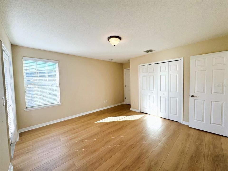For Rent: $3,749 (4 beds, 3 baths, 2897 Square Feet)