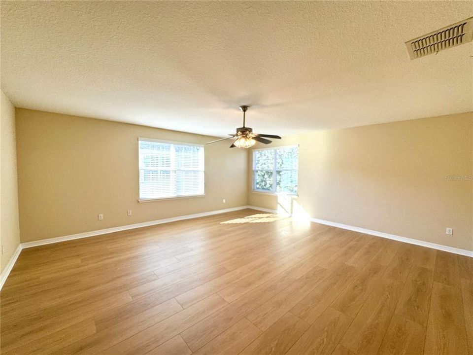For Rent: $3,749 (4 beds, 3 baths, 2897 Square Feet)