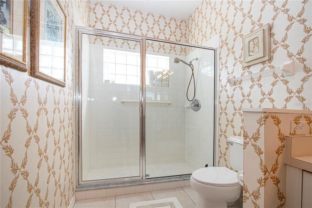 На продажу: $365,000 (2 спален, 2 ванн, 1572 Квадратных фут)