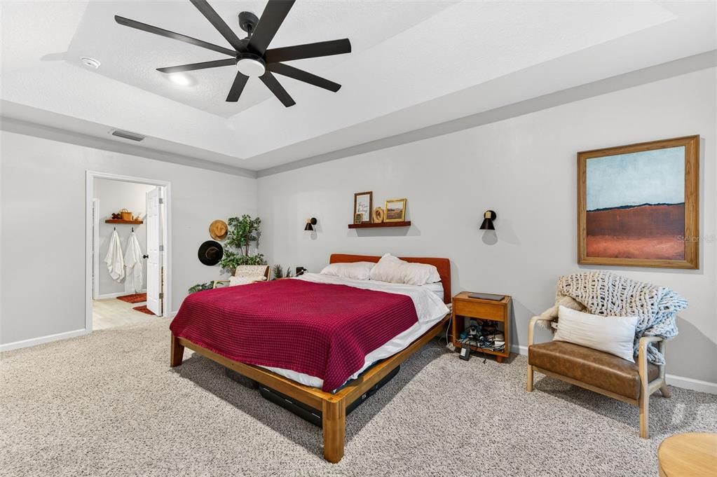 For Sale: $525,000 (4 beds, 2 baths, 2761 Square Feet)