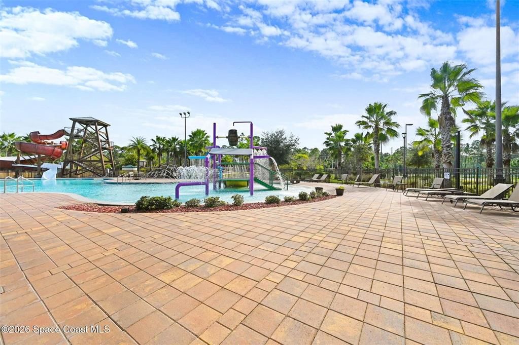 For Sale: $525,000 (4 beds, 2 baths, 2761 Square Feet)