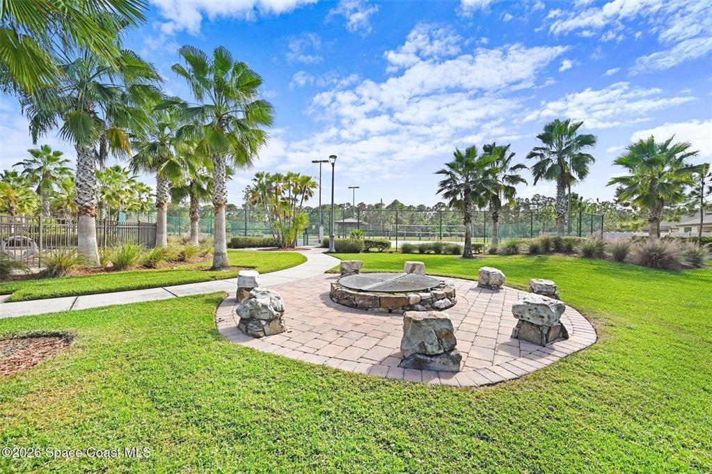 For Sale: $525,000 (4 beds, 2 baths, 2761 Square Feet)