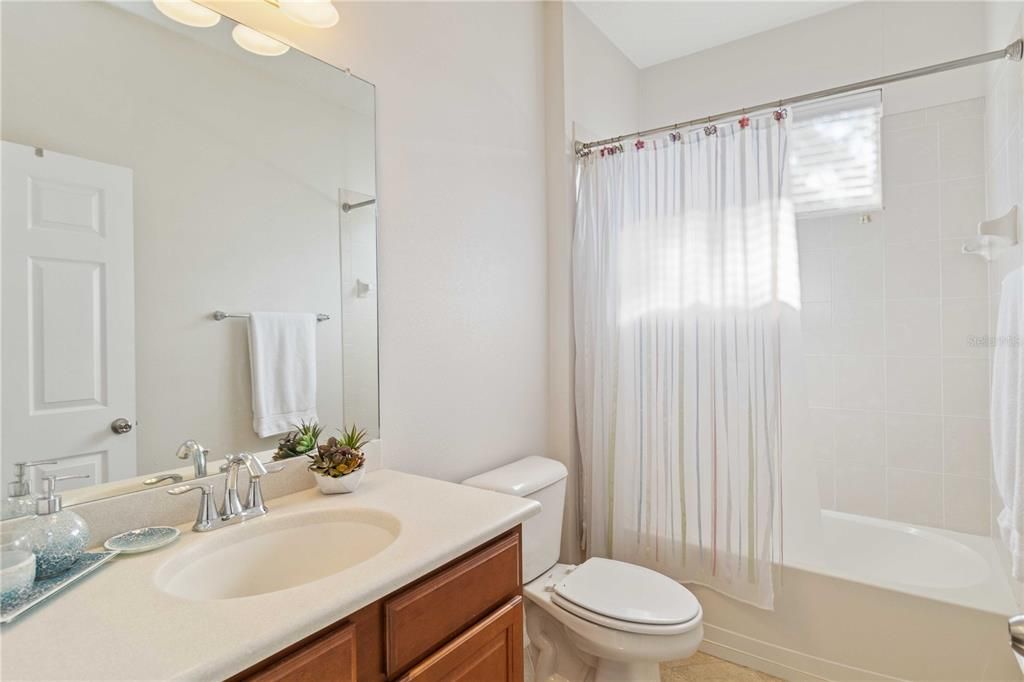 For Rent: $3,600 (3 beds, 3 baths, 2254 Square Feet)