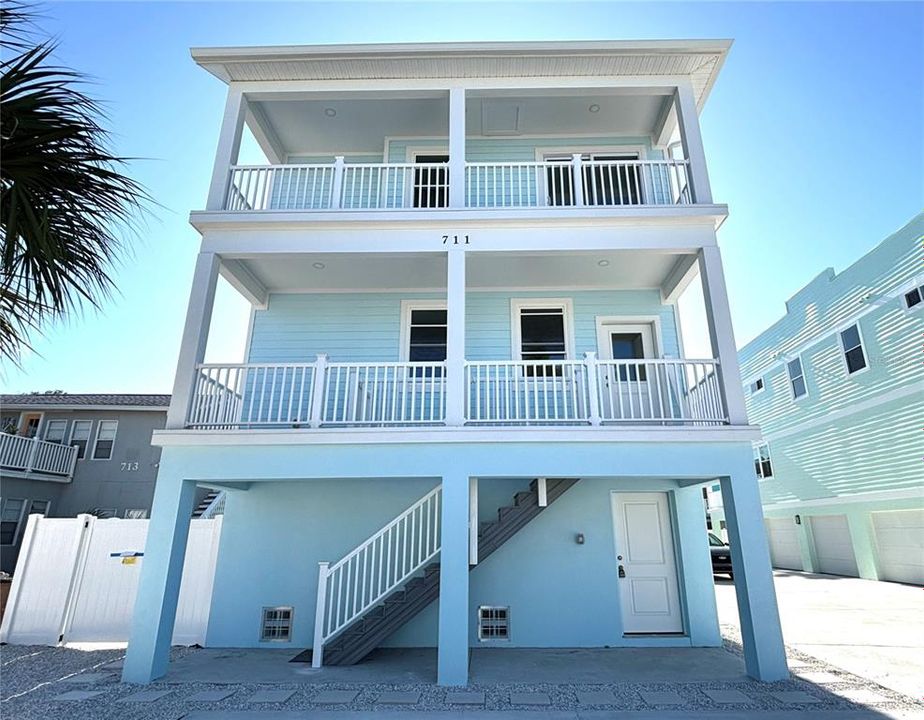 For Sale: $2,250,000 (6 beds, 0 baths, 3000 Square Feet)