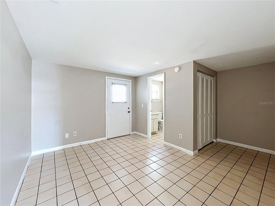 Activo con contrato: $309,900 (4 camas, 2 baños, 1848 Pies cuadrados)