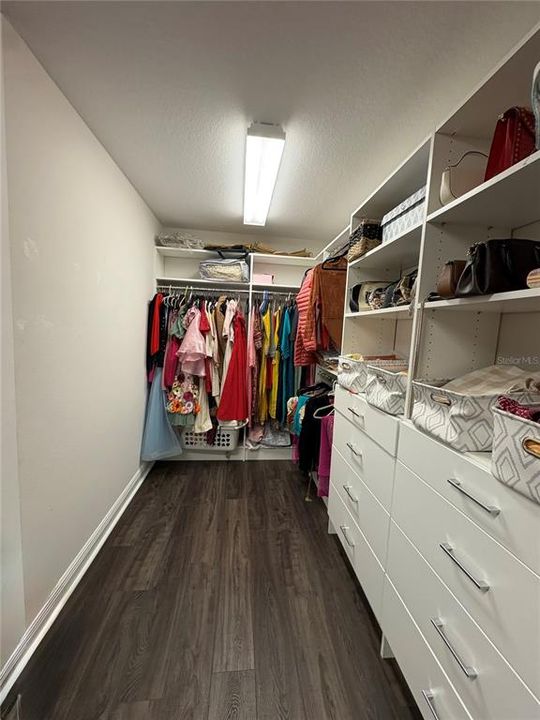 В аренду: $3,400 (4 спален, 2 ванн, 2810 Квадратных фут)
