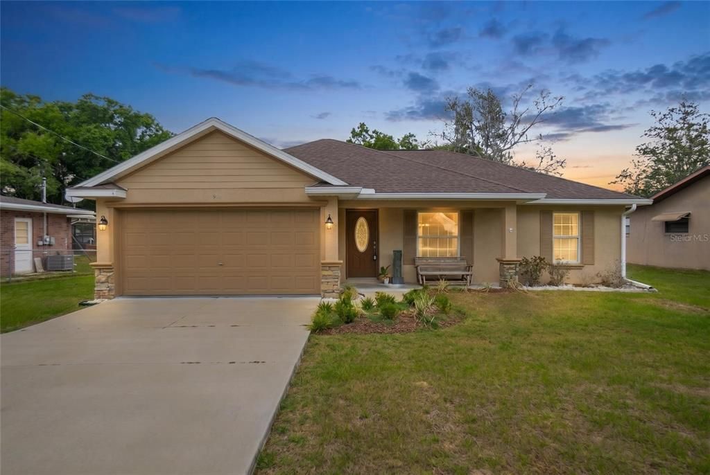 En Venta: $259,900 (3 camas, 2 baños, 1212 Pies cuadrados)