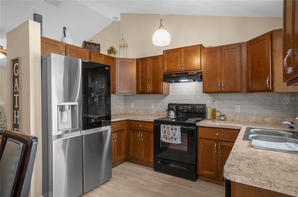 En Venta: $259,900 (3 camas, 2 baños, 1212 Pies cuadrados)