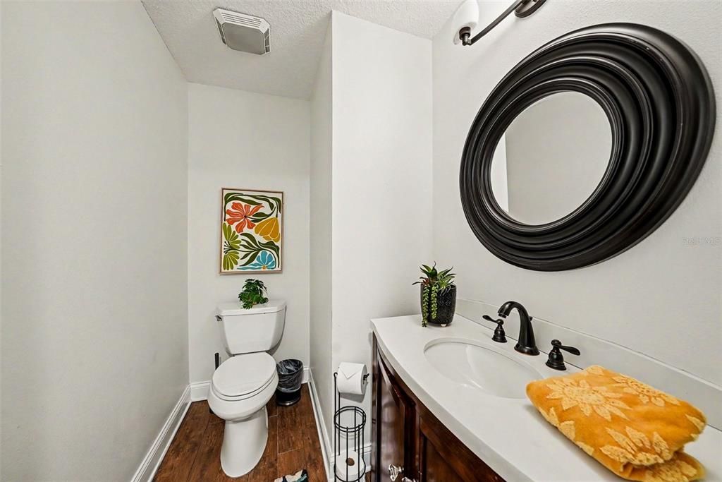 Activo con contrato: $1,150,000 (5 camas, 4 baños, 5217 Pies cuadrados)