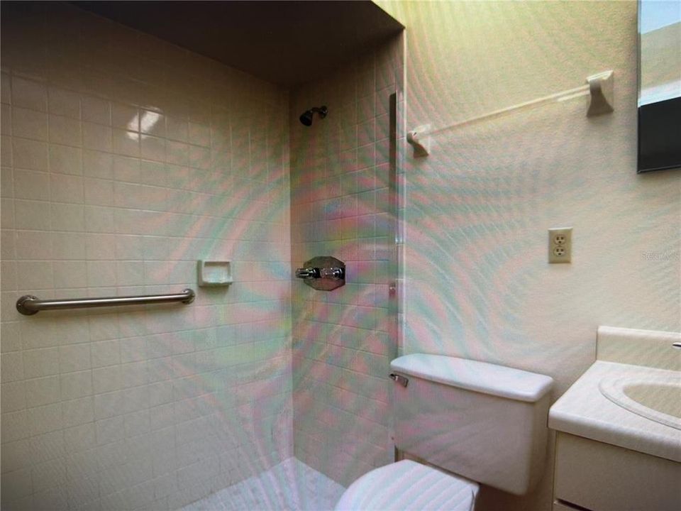 For Rent: $1,800 (2 beds, 2 baths, 1044 Square Feet)