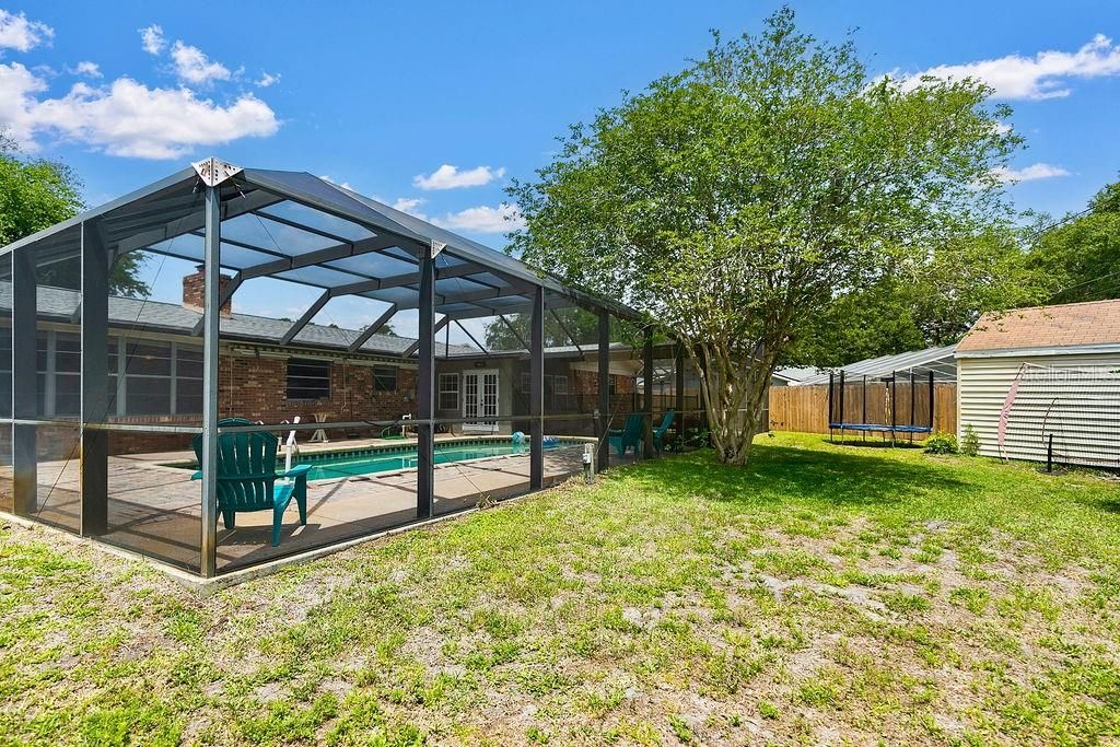 En Venta: $449,900 (5 camas, 2 baños, 2021 Pies cuadrados)
