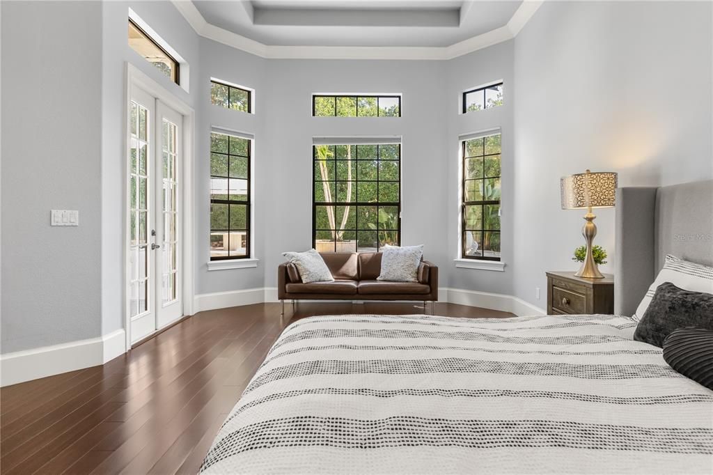 For Sale: $1,499,999 (5 beds, 4 baths, 3868 Square Feet)