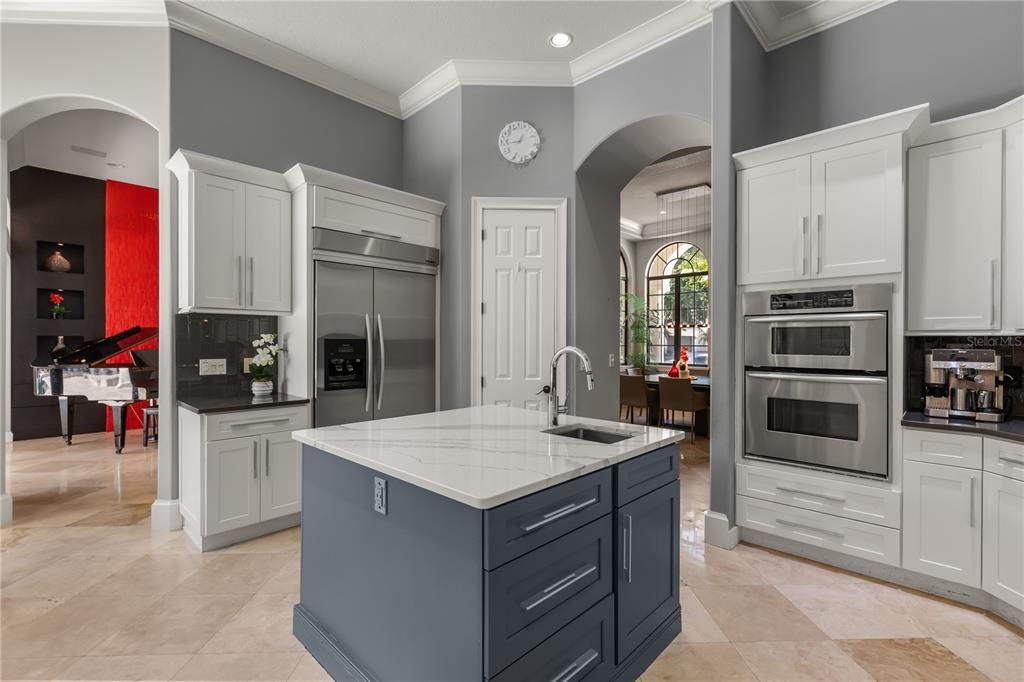 For Sale: $1,499,999 (5 beds, 4 baths, 3868 Square Feet)