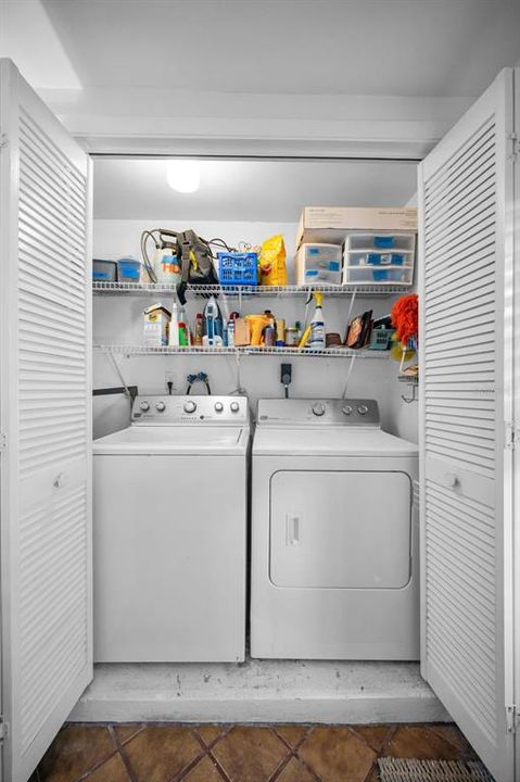 For Sale: $294,500 (2 beds, 2 baths, 1415 Square Feet)