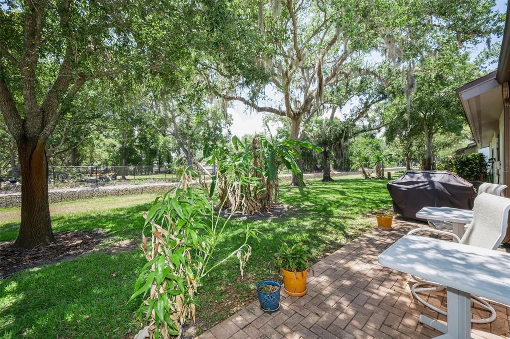 For Sale: $294,500 (2 beds, 2 baths, 1415 Square Feet)