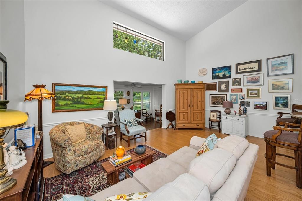 For Sale: $294,500 (2 beds, 2 baths, 1415 Square Feet)