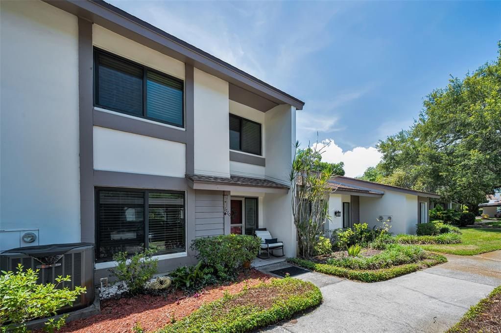 For Sale: $294,500 (2 beds, 2 baths, 1415 Square Feet)