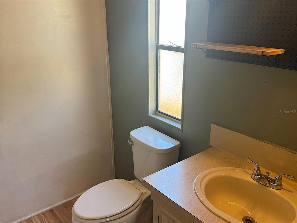 For Rent: $1,450 (2 beds, 2 baths, 864 Square Feet)