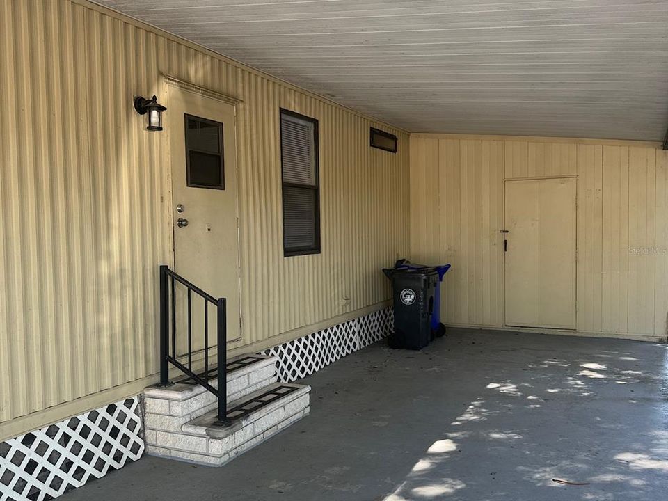 For Rent: $1,450 (2 beds, 2 baths, 864 Square Feet)